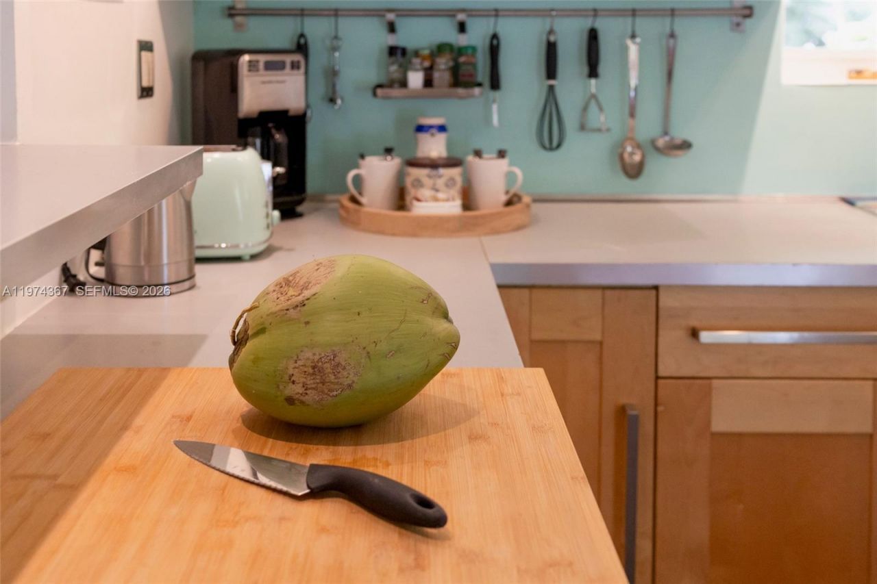 750 NE 120th St, Biscayne Park, FL 33161 Photo