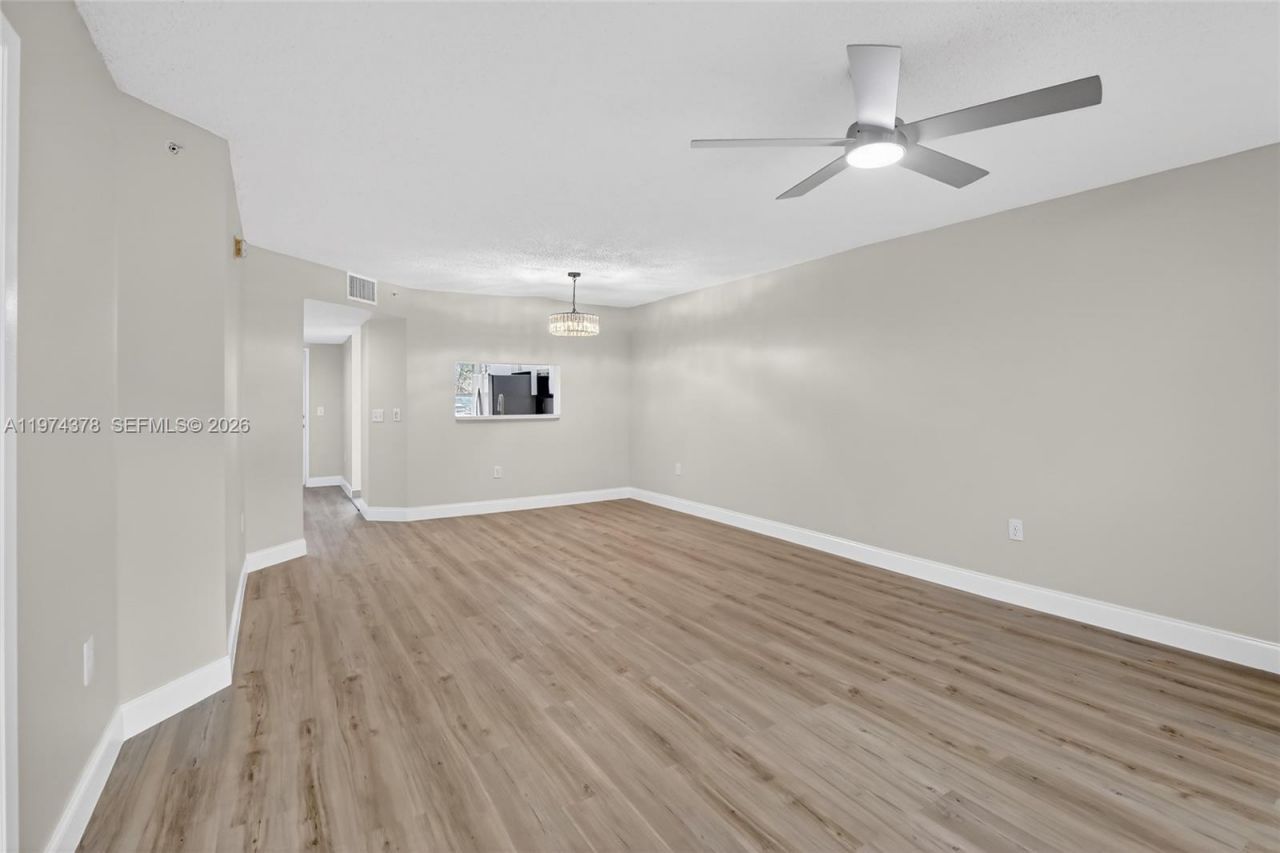 701 SW 142nd Ave, Unit 113S, Pembroke Pines, FL 33027 Photo
