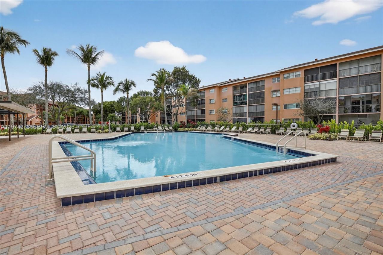 701 SW 142nd Ave, Unit 113S, Pembroke Pines, FL 33027 Photo