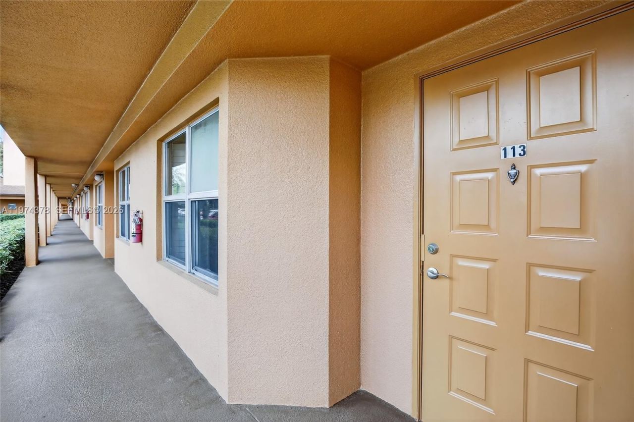 701 SW 142nd Ave, Unit 113S, Pembroke Pines, FL 33027 Photo