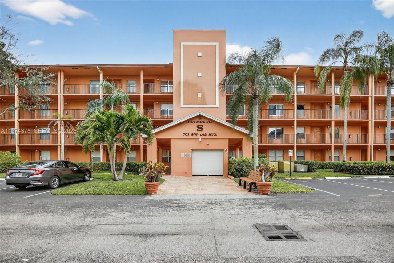701 SW 142nd Ave, Unit 113S, Pembroke Pines, FL 33027 Photo