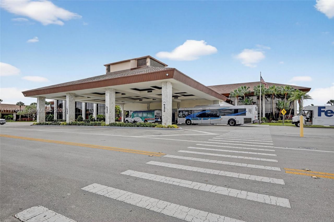 701 SW 142nd Ave, Unit 113S, Pembroke Pines, FL 33027 Photo