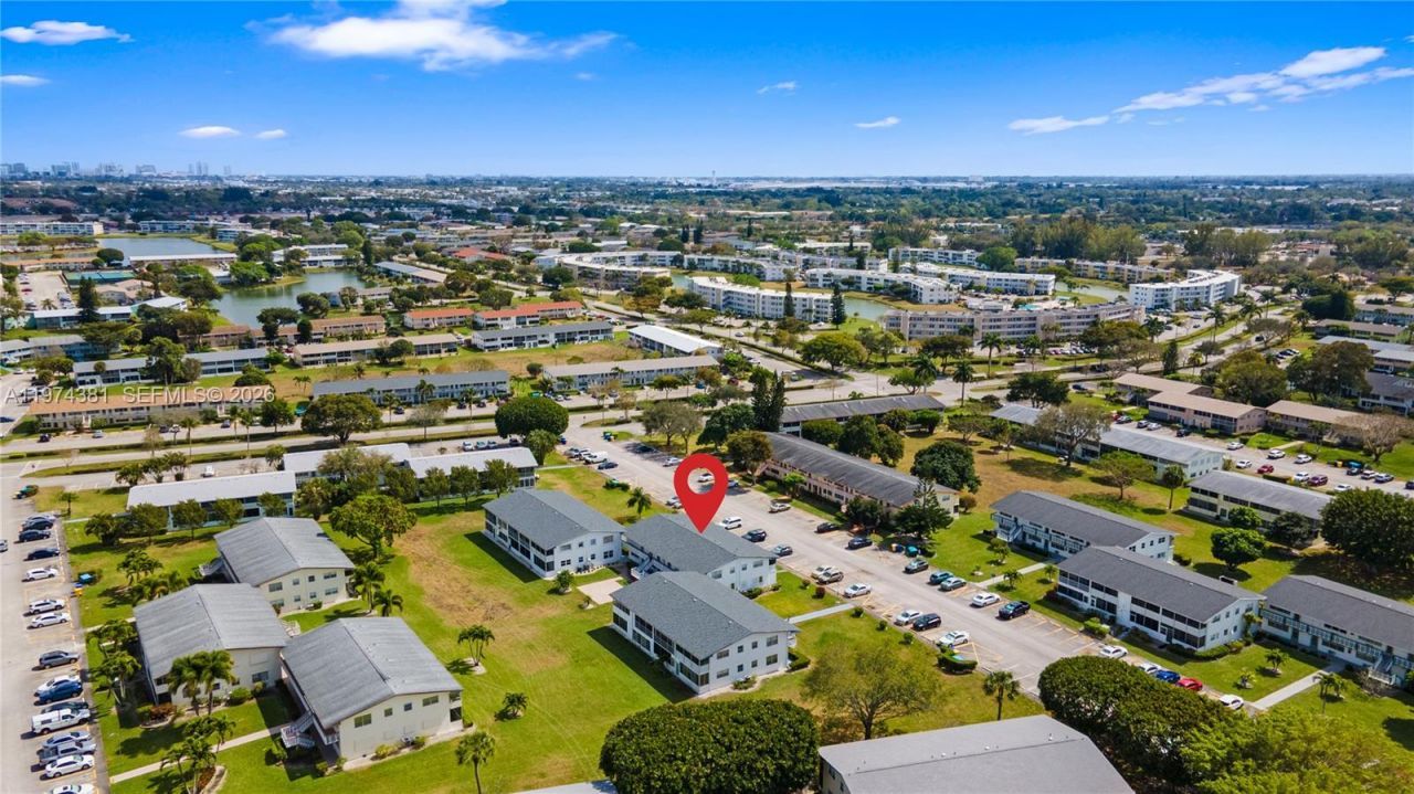 237 Camden J, Unit 237, West Palm Beach, FL 33417 Photo