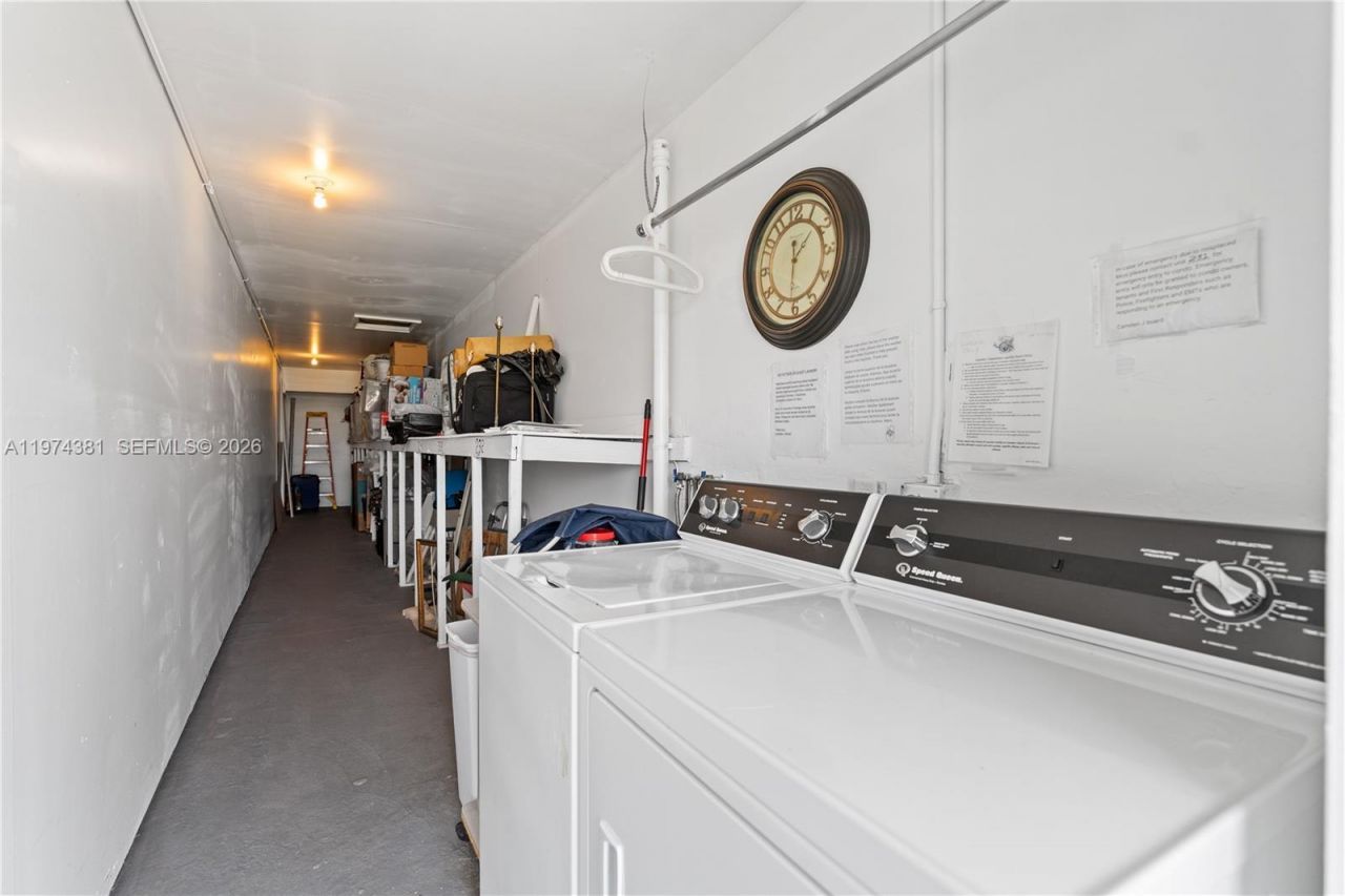 237 Camden J, Unit 237, West Palm Beach, FL 33417 Photo