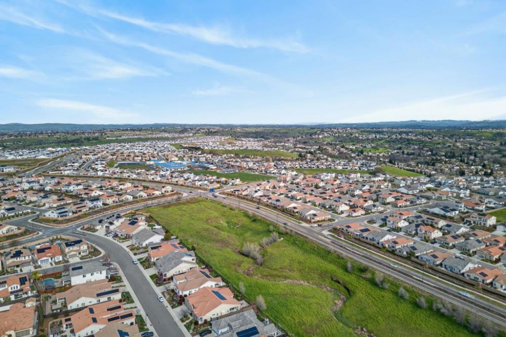 2518 Cowboy Ct, Rocklin, CA 95765 Photo