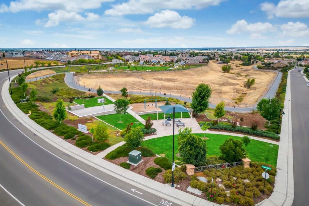 2518 Cowboy Ct, Rocklin, CA 95765 Photo