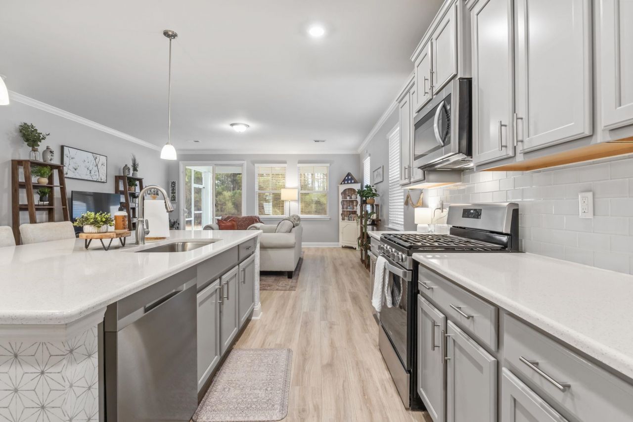 8080 Fort Hill Way  Photo 8