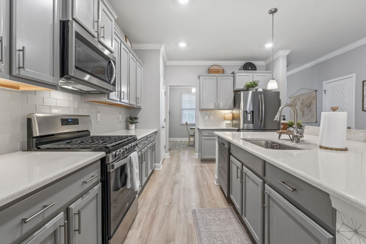 8080 Fort Hill Way  Photo 9