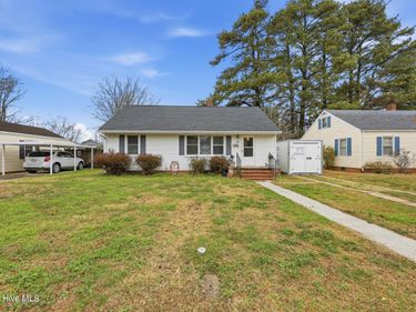 1205 Raleigh Street, Elizabeth City, NC 27909