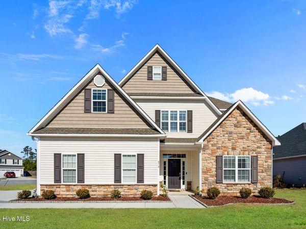 878 Stormy Gale Lane , Sneads Ferry, NC 28460