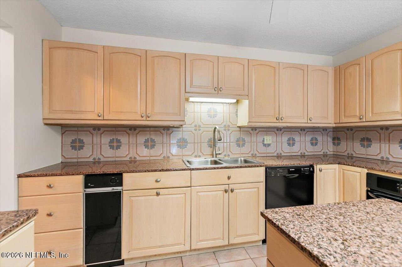 10116 Deerwood Club Road, Jacksonville, FL 32256 Photo