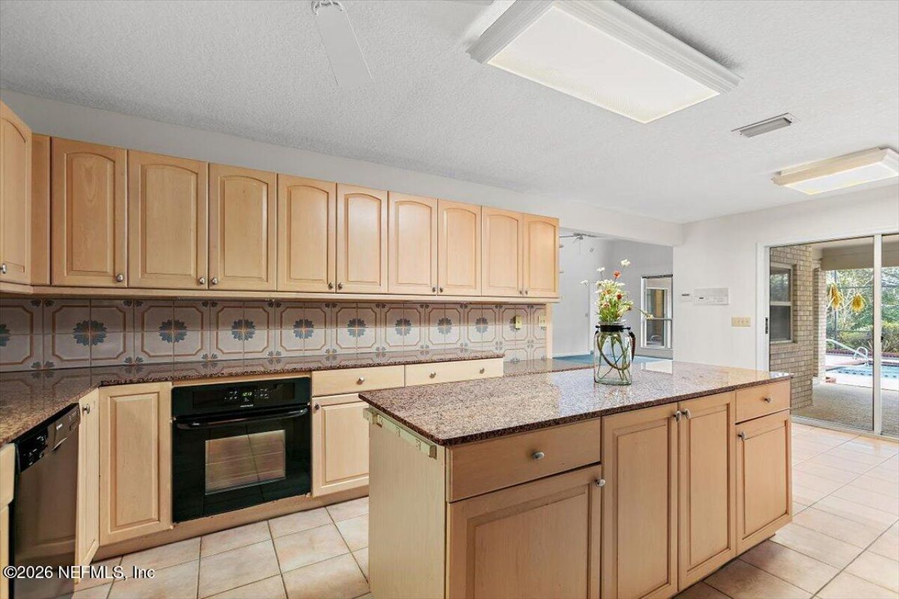 10116 Deerwood Club Road, Jacksonville, FL 32256 Photo