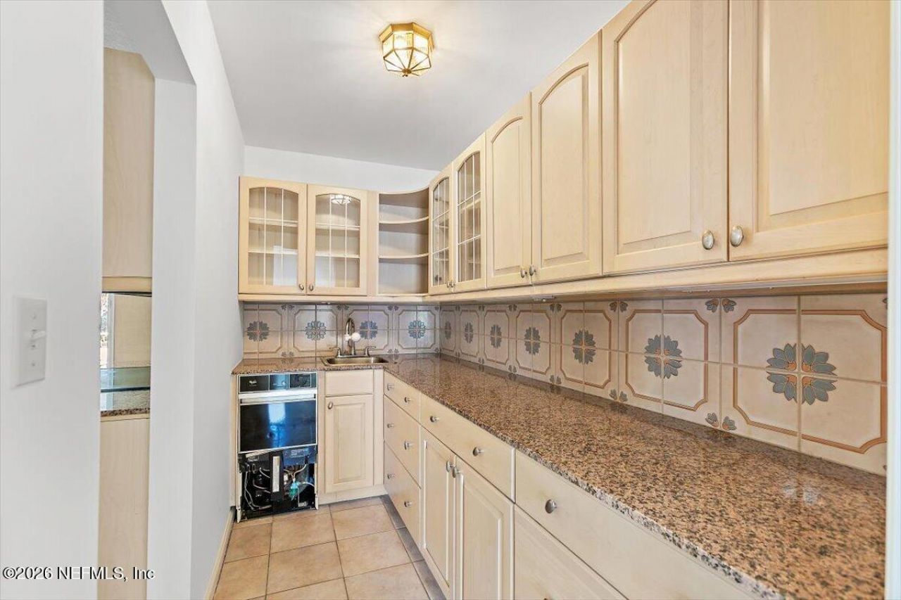 10116 Deerwood Club Road, Jacksonville, FL 32256 Photo