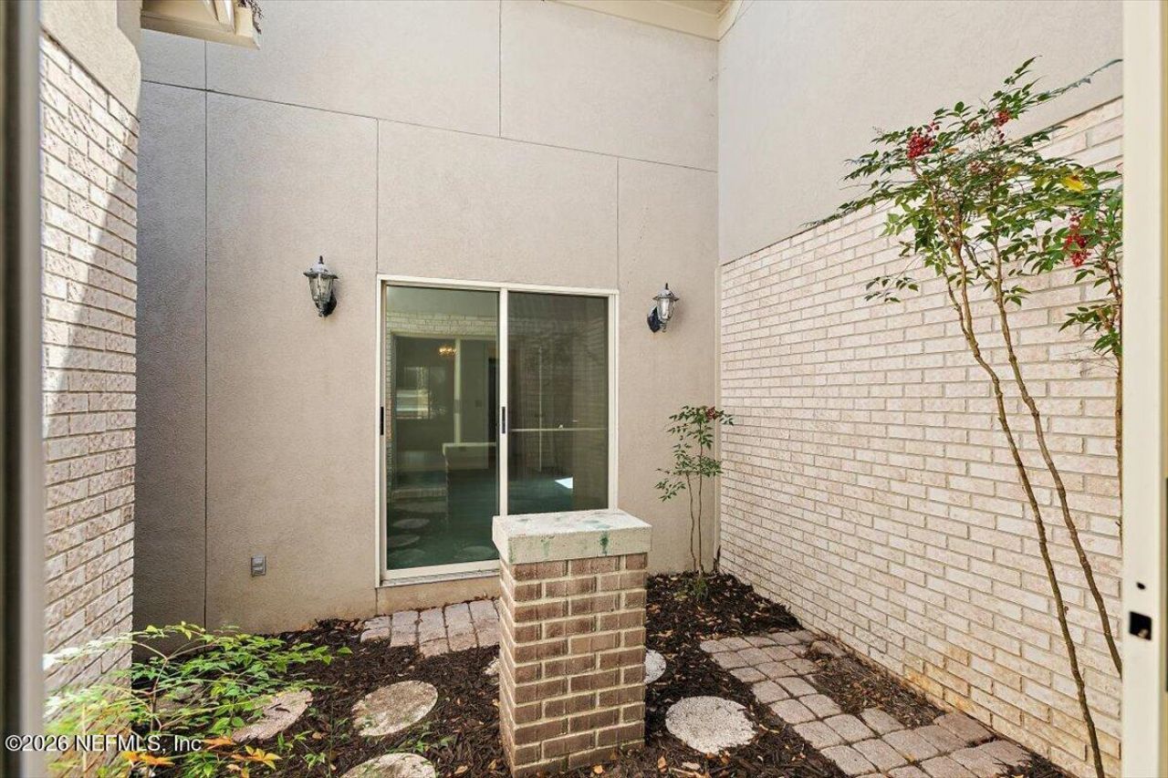 10116 Deerwood Club Road, Jacksonville, FL 32256 Photo