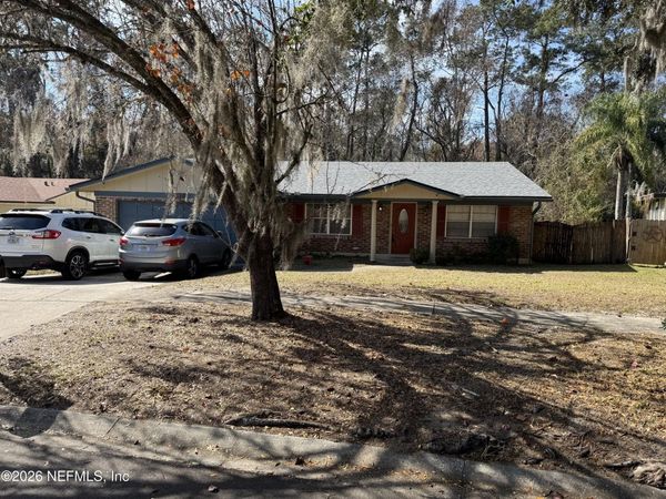 1116 KNOLL Drive W, Jacksonville, FL 32221