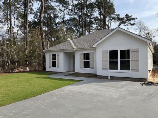 128 POE Street , Madisonville, LA 70447