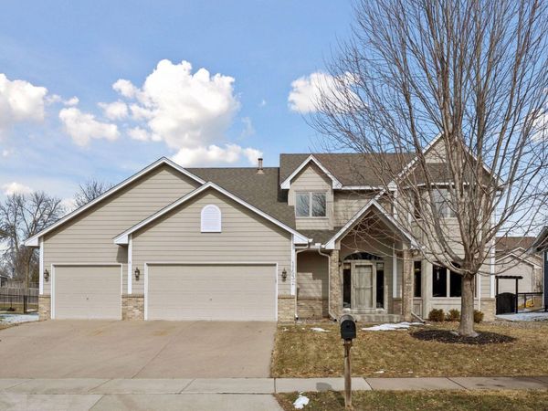 17532 82nd Avenue N, Maple Grove, MN 55311