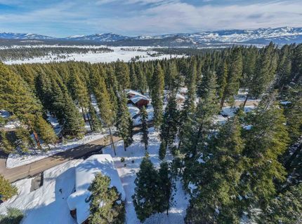 12400 Rainbow Drive, Truckee, CA 96161 Photo