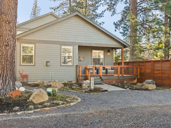 347 E Jefferson Avenue, Sisters, OR 97759