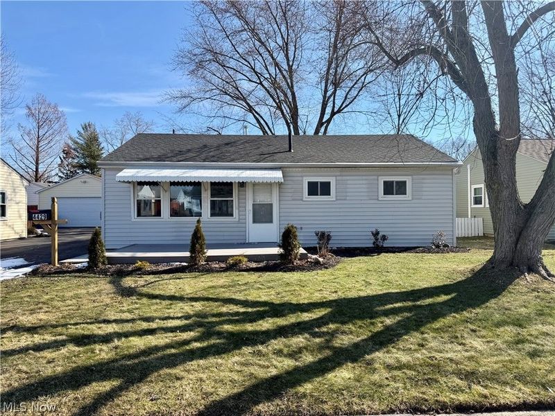 4429 Norfolk Avenue , Lorain, OH 44055 Photo 1