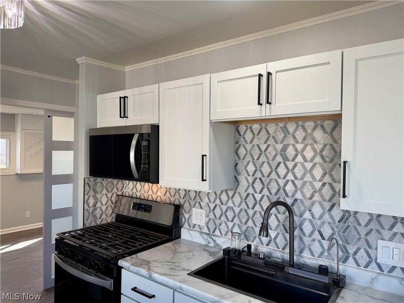 4429 Norfolk Avenue , Lorain, OH 44055 Photo 10