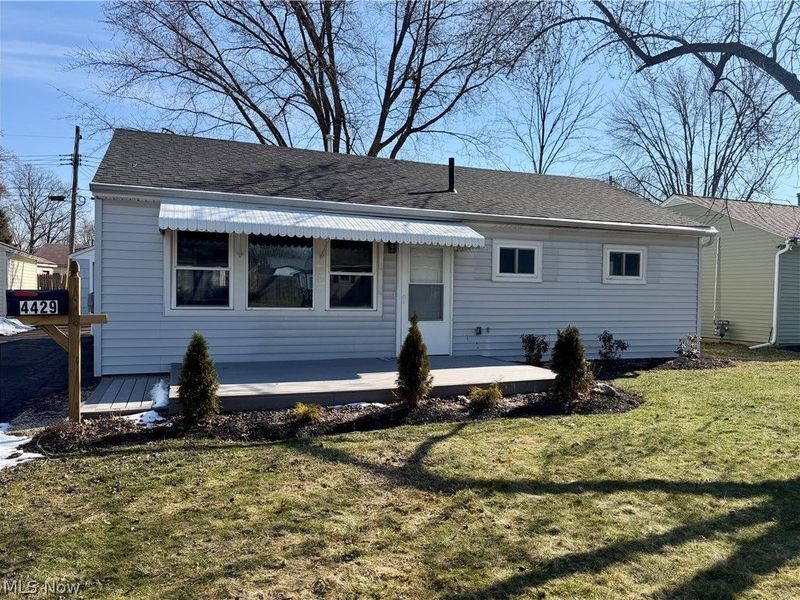 4429 Norfolk Avenue , Lorain, OH 44055 Photo 2