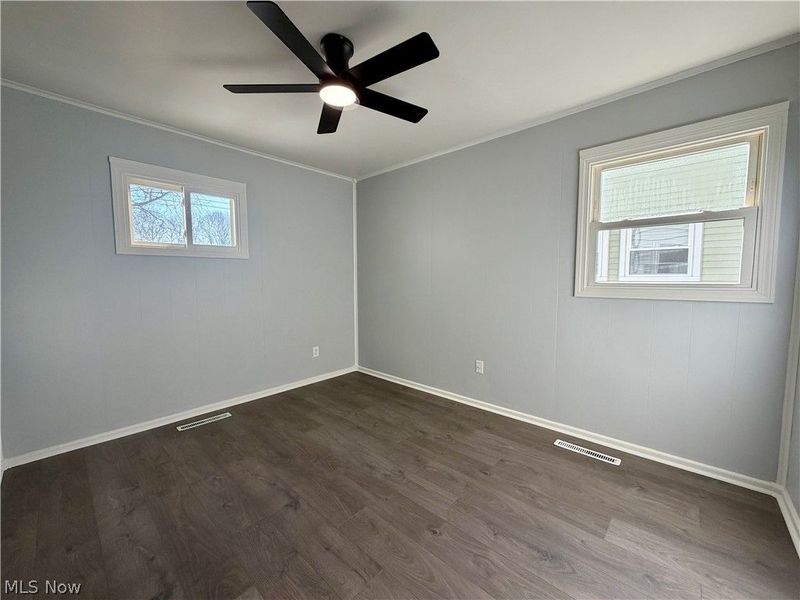 4429 Norfolk Avenue , Lorain, OH 44055 Photo 20