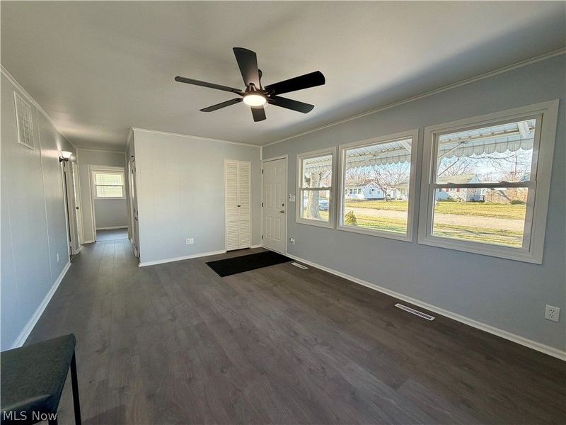 4429 Norfolk Avenue , Lorain, OH 44055 Photo 7