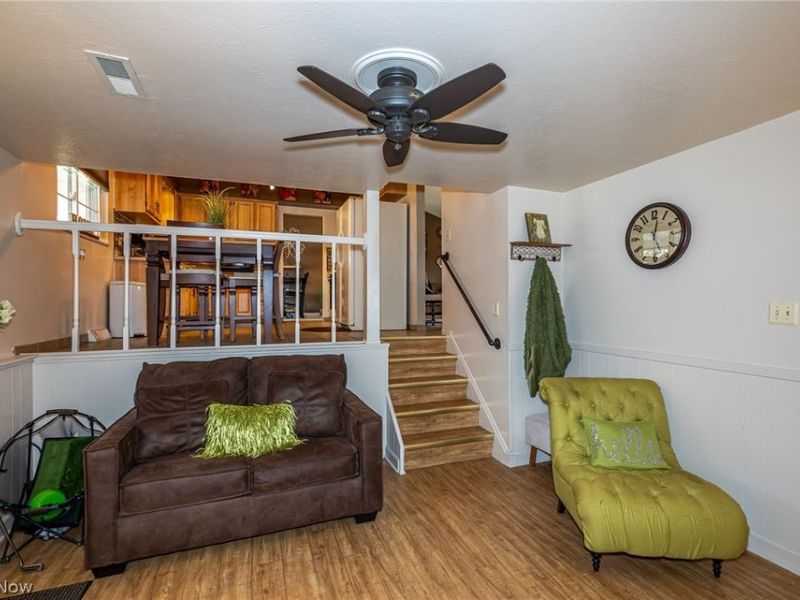 423 E Decker Drive , Seven Hills, OH 44131 Photo 18