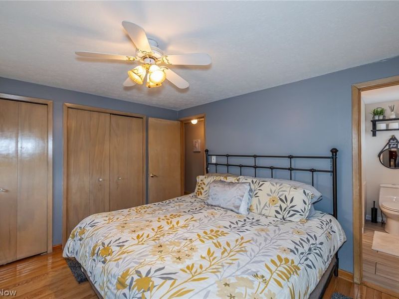 423 E Decker Drive , Seven Hills, OH 44131 Photo 32