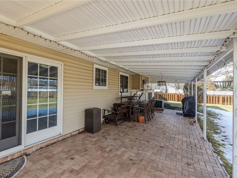 423 E Decker Drive , Seven Hills, OH 44131 Photo 34