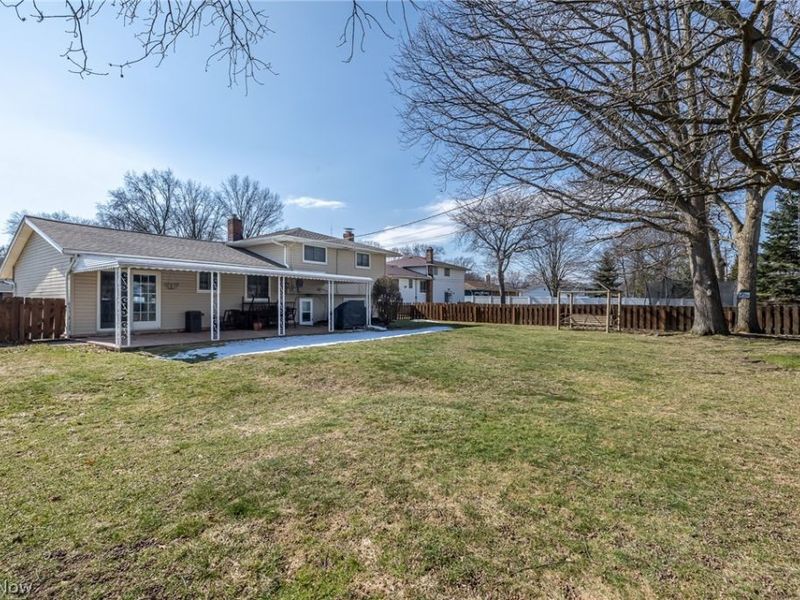 423 E Decker Drive , Seven Hills, OH 44131 Photo 36