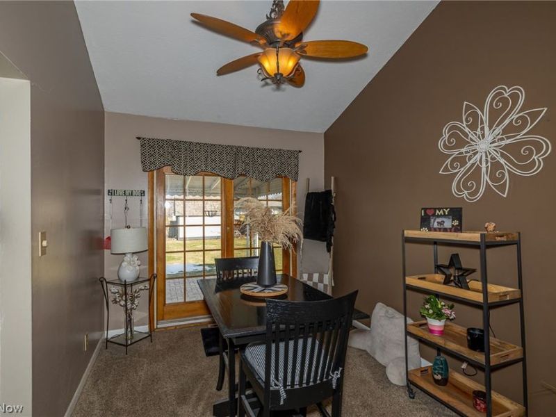 423 E Decker Drive , Seven Hills, OH 44131 Photo 9