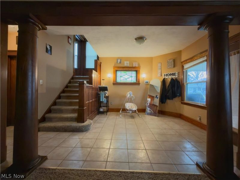 355 Kenyon Avenue, Elyria, OH 44035 Photo 2