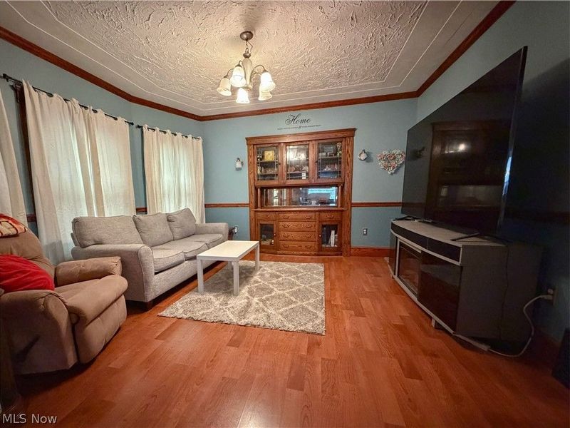 355 Kenyon Avenue, Elyria, OH 44035 Photo 3