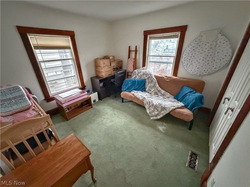 355 Kenyon Avenue, Elyria, OH 44035 Photo 7