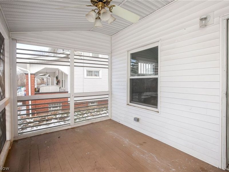 230 Superior Street , Louisville, OH 44641 Photo 13