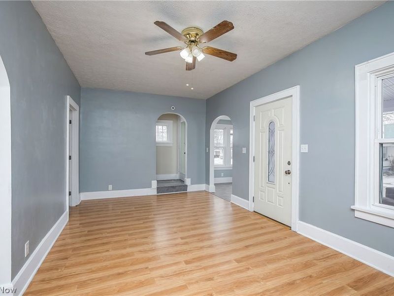 230 Superior Street , Louisville, OH 44641 Photo 18