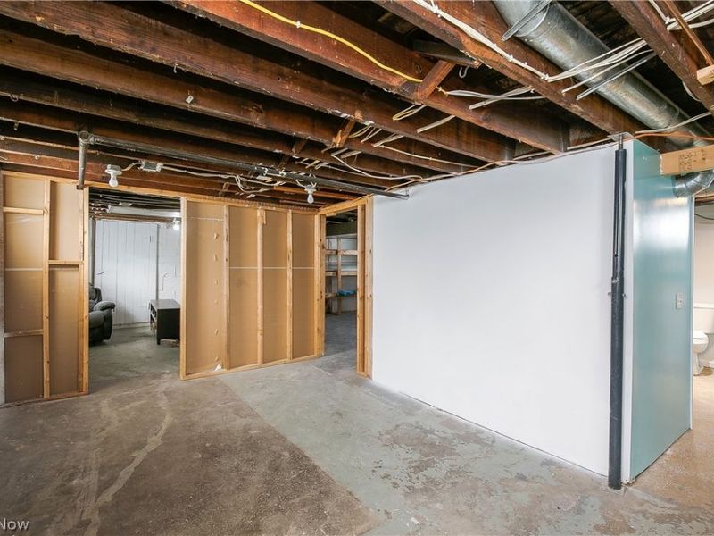 230 Superior Street , Louisville, OH 44641 Photo 35