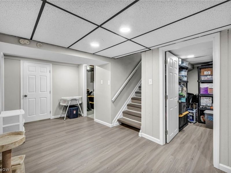 6386 Sandfield Drive , Brook Park, OH 44142 Photo 19