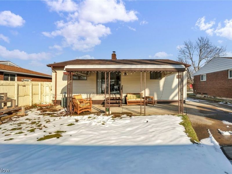 6386 Sandfield Drive , Brook Park, OH 44142 Photo 28