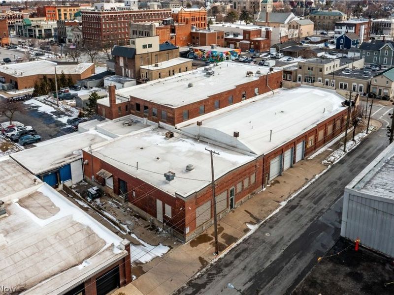 419 W Market Street , Sandusky, OH 44870 Photo 4