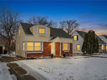 102 Wilton Parkway, Buffalo, NY 14223