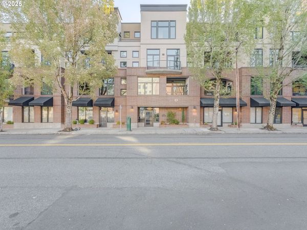 618 NW 12TH AVE, Unit 306, Portland, OR 97209