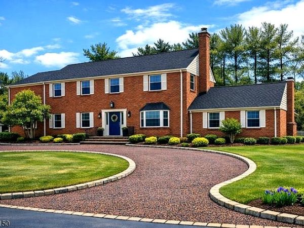 31 Garfield Ave, Madison, NJ 07940