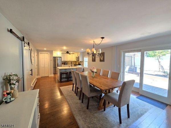 7 Oakwood Trl, Kinnelon, NJ 07405