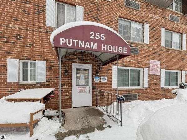 255 Tucker Ave, Union, NJ 07083