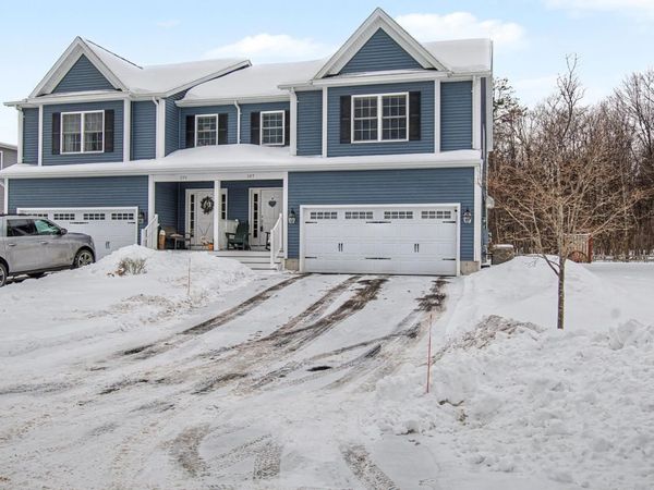 187 Annas Court, Colchester, VT 05446