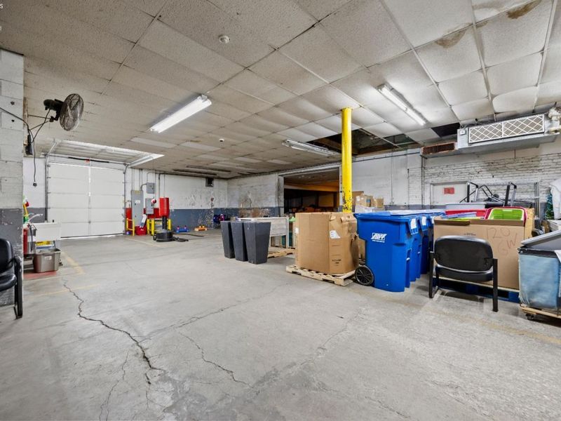 419 W Market Street, Sandusky, OH 44870 Photo 29