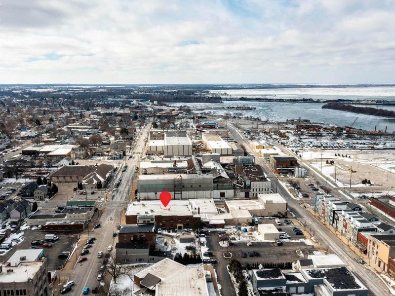 419 W Market Street, Sandusky, OH 44870 Photo 8